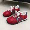 Zapatos Deportivos Casuales de Moda para Aumentar la Altura Zapatos Retro Americanos Forrest Gump Zapatos de Entrenamiento Alemanes Versátiles de Suela Suave y Fondo Plano Primavera/Otoño 2026
