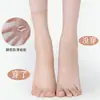 Medias de seda de cristal Baisiwei para mujer, antideslizantes con puntos de silicona, calcetines cortos de corte bajo con suela de masaje, medias cortas hasta la pantorrilla en color nude, al por mayor