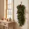 Colgante de pared de piñas y agujas de pino verde transfronterizo, colgante de puerta para decoración de escena navideña, manualidad decorativa de pared para chimenea de sala de estar