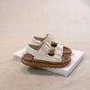 Novos Sapatos Infantis 2026 Verão Moda Masculina Sandálias com Fivela Quadrada de Metal Sapatos Casuais de Praia com Solado Macio para Bebês