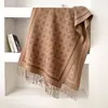Bufanda de cuadros a rayas de doble cara de alta gama para otoño e invierno para mujer, cachemira sintética, engrosada, cálida, con flecos, calentador de cuello, chal, venta al por mayor