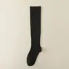 Calcetines de yoga para pantorrillas para adelgazar y alargar, calcetines de caña alta, calcetines de compresión deportiva para pantorrillas, calcetines específicos para correr, venta al por mayor desde Zhuji