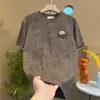 Camiseta de Marca Nueva de Moda Verano 2025 Bordado Pesado Moda Casual para Hombre Tie-Dye Ajustada Cuello Redondo Manga Corta