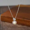 Outono e Inverno Novo Estilo Micro-Pavimentado Zircônia Elegante Clavícula Feminina High-End Retro Francês Pérola Colar Simples Popular Colar