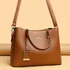 Bolso tote de mujer en bloques de color otoñal, gran capacidad, adecuado para ir al trabajo, diseñado para madres de mediana edad, nuevo estilo 2026, bolso de hombro/bolso cruzado multicapa