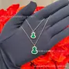 Collar de calabaza V de oro de alta gama, grueso chapado en oro rosa de 18k, cadena para la clavícula, venta directa del fabricante, admite transmisión en vivo y dropshipping