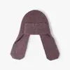 Gorro de punto largo para otoño e invierno que protege las orejas para hombres y mujeres, cálido y a prueba de viento, plegable, adecuado para uso casual al aire libre, gorro de lana simple y versátil