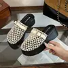 Medias Pantuflas Cerradas Caladas 2026 Verano Nuevo Estilo Punta Redonda Versátiles Slip-On Perezosas Casuales Sandalias de Suela Gruesa