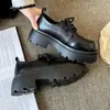 Zapatos de cuero para mujer de suela gruesa estilo británico 2026 nuevo primavera-verano versátiles negros mocasines JK zapatos de plataforma tendencia ins