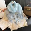 Bufanda de Seda Bordada de Otoño e Invierno para Mujer Estilo Coreano Versátil Bufanda Cálida de Seda Bordada de Alta Gama Lujo Ligero Bufanda de Comercio Exterior