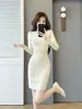 Elegante vestido de punto estilo socialité para mujer, nuevo otoño, ajustado, manga larga, color albaricoque, sexy bodycon, vestido suéter