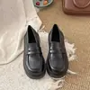 Zapatos de cuero pequeños estilo JK británico para mujer 2026 otoño nuevo populares mocasines de suela gruesa versátiles sin cordones zapatos de un solo paso