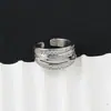 Anillo de Zirconia Ovalado Cuadrado Elegante Super Brillante, Anillo Cruzado de Lujo Ligero, Joyería Femenina Simple, Moderna y Versátil