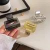 Pasador de Metal Cuadrado Simple Elegante Coreano para Mujer Pinza de Tiburón para el Cabello Adorno para la Cabeza de Otoño e Invierno con Diseño de Nicho