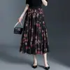 Nueva falda coreana impresa de doble cara para otoño con adornos de pedrería 2026, adelgazante, elegante, adecuada para ir al trabajo, plisada y versátil