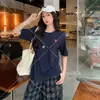 Carta de Amor de VeranoCamiseta casual relajada con estampado de corazón y letra, cuello redondo, manga corta, top estilizado y versátil