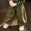 Conjunto Infantil 2026 Nuevo Estilo Primavera y Otoño para Niñas, Camiseta de Manga Larga a Rayas Estilo Coreano y Pantalones Jogger Elegantes de Corte Holgado