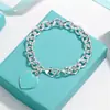Pulsera para Pareja Etiqueta Inglesa en Forma de Corazón Marca T Cierre de Amor Ot Esmalte Azul Anillo de Corazón Melocotón Joyería Estilo Ins Transfronterizo
