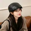 Gorra de piel sintética de PU, unisex, retro y elegante, con panel frontal brillante, estilo británico, visera corta, gorra de vendedor de periódicos, adecuada para otoño e invierno, gorra octogonal