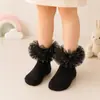 Calcetines con Adorno de Encaje para Niñas Calcetines Cortos Estilo Princesa Calcetines de Algodón Transpirables para Bebés Calcetines de Pompones Coloridos Calcetines Lindos