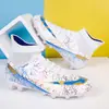 Novos Sapatos de Futebol para Exterior com Pregos Quebrados de Tamanho Grande de Cano Alto, Sapatos Esportivos da Moda, Pregos para Gramado, Tênis de Corrida para Primavera e Verão