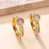 Anillo de Moda de Acero Inoxidable de Venta Caliente Transfronteriza Soldado Marca Incrustado con Anillo de Circonita Redonda Diseño de Nicho Femenino Fábrica de Joyería de Acero de Titanio