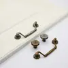 Manija de Puerta de Gabinete Estilo Chino Nuevo Minimalista Moderno Aleación de Zinc Cajón Armario Gabinete Manija Negra Venta Directa de Fábrica