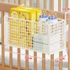 Cesto de Armazenamento Suspenso para Berço Caixa de Armazenamento na Grade da Cama do Bebê Bolsa Suspensa Cesto de Armazenamento para Fraldas e Mamadeiras