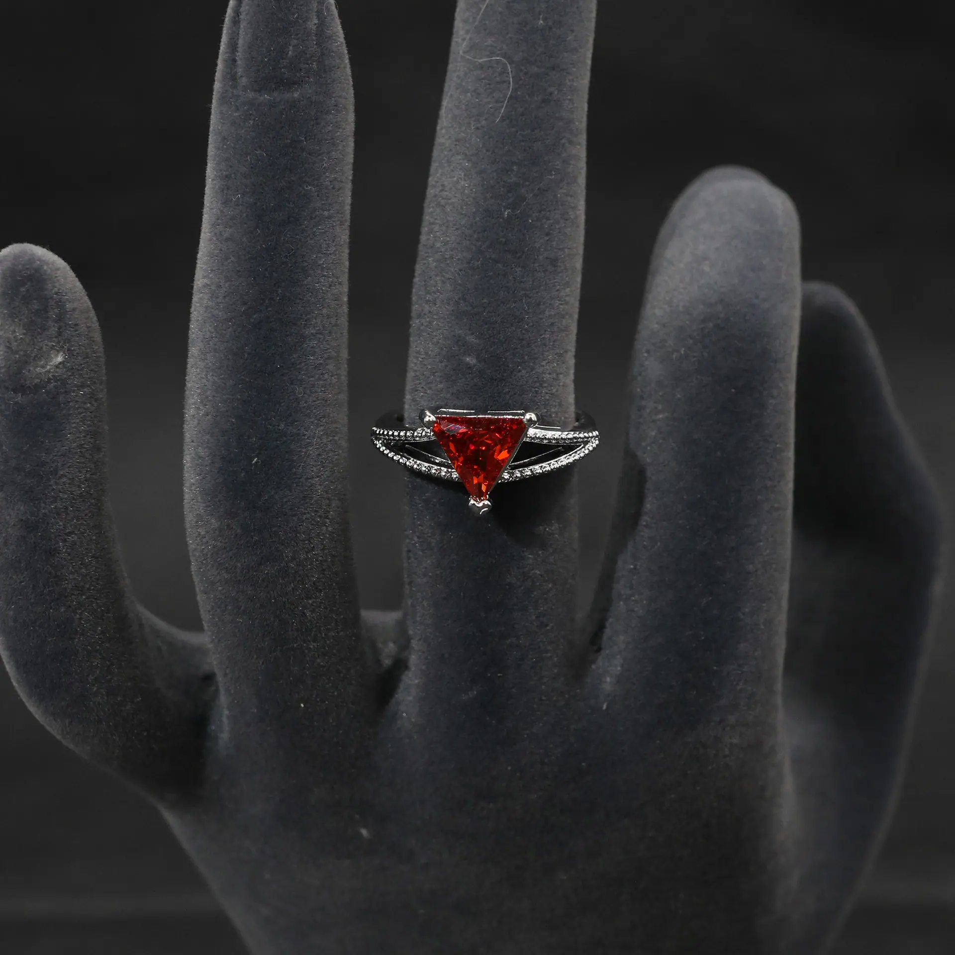 b91c82f9f7f78d01d3e39aa5f1df6e