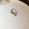 Fresco e radiante! Anel de dedo indicador borboleta oval flor zircônia nicho alta qualidade joia de mão moda luxo leve para mulheres