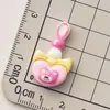 Desenho Animado Urso Morango Menina Resina DIY Gel de Creme Acessórios para Cabelo Grampo Copo de Água Capa de Celular Adesivo para Geladeira Acessórios