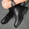 Zapatos de Algodón Cálido con Felpa de Invierno para Hombre Zapatos Casuales de Negocios Antideslizantes de Algodón y Cuero Zapatos para Hombre de Mediana Edad y Ancianos