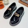 Sapatos de Performance Pretos de Couro para Meninas, Mocassins Fashion de Verão Estilo Britânico com Solado Macio, Sapatos de Couro Brilhante para Crianças Mais Velhas, Meninos