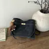Bolsa de Ombro Portátil para Commuter Retro de Nicho Outono/Inverno 2026 Novo Modelo Simples de Grande Capacidade Bolsa de Ombro Portátil