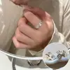 Anéis Minimalistas Foscos Escovados Empilháveis para Mulheres, Modernos Versáteis Design de Nicho Único Anéis Abertos Anéis para o Dedo Indicador Tendência