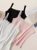 Camisola de Encaje con Tirantes Finos para Mujer, Versátil y Elegante, Adecuada para Primavera y Verano, Corte Ajustado, Abotonada, Top Corto Rosa Base