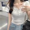 Camiseta de Manga Corta con Cuello Henry de Encaje Verano para Mujer Diseño de Nicho Delgado Cuello en U Chic y Hermoso Top