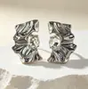 Pendientes grandes irregulares de moda exagerada estilo europeo y americano para mujer, de nicho y elegantes, con un toque de lujo ligero y de alta gama