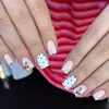 Estilo Ins Uñas Postizas Blancas Francesas con Lunares Pegatinas para Uñas de Cereza Modelo Nuevo 2026 Uñas Falsas Reutilizables