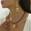 Moda Transfronteriza Europea y Americana Oro Lujo Ligero Flor de Hierro Colgante Elegante Versátil Gama Alta Floral Set de Joyería para Mujer