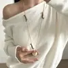 Nova Colar Pingente Coração Tridimensional Retrô Estilo Chinês para Mulheres, Simples, de Nicho, Único, Versátil Corrente Longa para Suéter