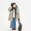 Jeans para niña estilo coreano con bordado en la pierna Nuomi Wanzi 2026 Otoño, ropa infantil de Huzhou Zhili, pantalones acampanados para niños