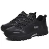 Zapatos de hombre de moda 2026 nuevo modelo para exteriores resistentes al desgaste antideslizantes casuales para el trabajo de hombre sitio de construcción trabajo zapatos de seguridad de suela gruesa