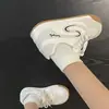 Zapatillas Deportivas de Entrenamiento Blancas de Moda Estilo Hong Kong para Mujer 2026 Nuevas de Temporada Versátiles Zapatillas Deportivas Casuales