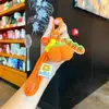 Colgante de ganchillo de felpa cosas buenas suceden lana tejida a mano caqui año nuevo bolsa de regalo pequeña llavero regalo