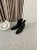 Otoño 2026 Nuevo Estilo Tacón Grueso Punta Cuadrada Retro Cremallera Trasera Plisada Botines Cortos de Piel Botas de Media Pantorrilla