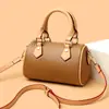 2026 Nueva Moda Bolso Almohada Boston para Mujer Bolso de Mano Bloque de Color Piel Genuina Bolso de Hombro Versátil Pequeño para Llevar Todo
