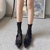 Amarillo Claro Verano Pequeño Fragancia Ultradelgado Encaje Moldeador Calcetines Medios de Pantorrilla Jk Chica Jacquard Pantorrilla Calcetines de Rizo Venta al Mayoreo