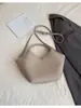Bolso de Cubo de Mano Casual de Nicho para Mujer 2025 Invierno Nuevo Bolso de Hombro Cruzado de Alta Calidad para Viajes