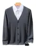 Suéter de cachemira con cuello en V para hombre, estilo urbano simple, adecuado para papás, se usa como prenda exterior, suéter de punto cálido, cárdigan ligero de cachemira de lujo